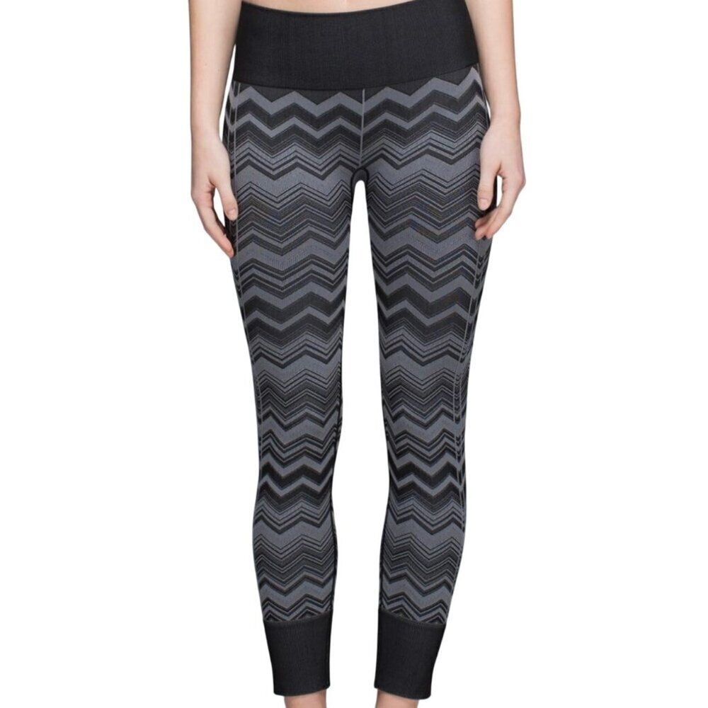 Lululemon Ebb To Street Pant Womens Size 6 Heathered Slate Chevron Ankle Legging